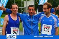 Carboo4U beim blau-weissen Lauftag beim Rheinsteig Extremlauf "Rhex" 2009 vor Ort Bild: Carboo4U beim blau-weissen Lauftag beim Rheinsteig Extremlauf "Rhex" 2009 vor Ort