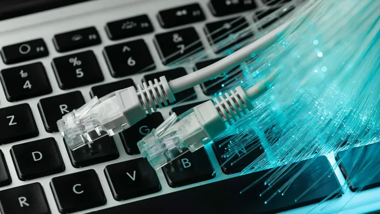 Bild: Die Nöhmer Cablevision GmbH: Glasfaser-Internet in Oberösterreich zieht an