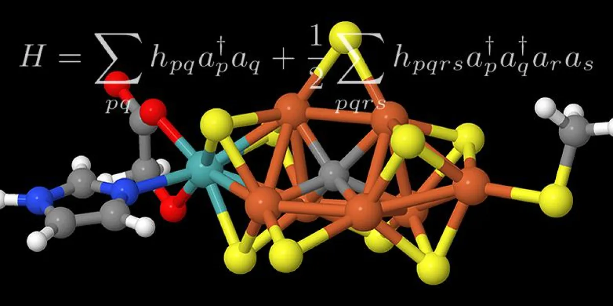 Künftige Quantencomputer werden den Reaktionsmechanismus des Enzyms Nitrogenase berechnen können. Im Bild das aktive Zentrum des Enzyms und eine für die Berechnung zentrale mathematische Formel. (ETH