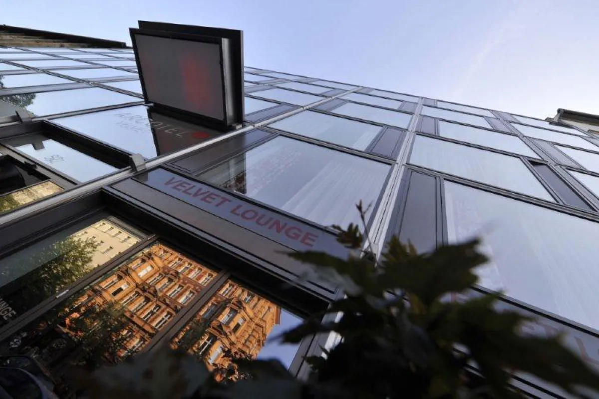VELVET Lounge
