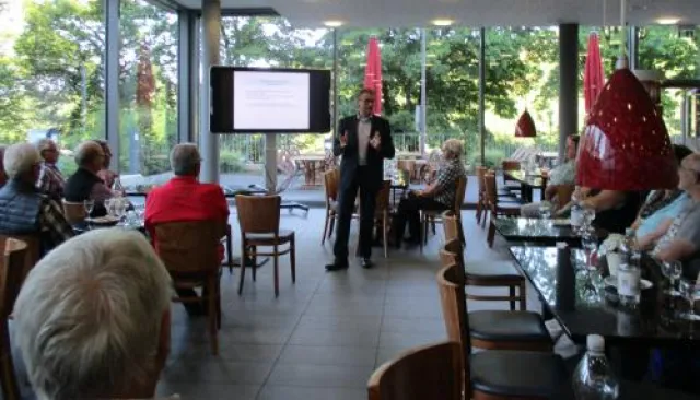 Kreiskrankenhaus St. Franziskus Saarburg informierte zum Thema "Darmkrebs – Vorsorge kann Leben retten" Bild: Kreiskrankenhaus St. Franziskus Saarburg informierte zum Thema "Darmkrebs – Vorsorge kann Leben retten"