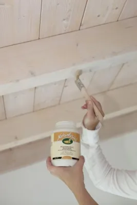 Harmonic: einfach aufstreichen - Decken, Sichtdachstühle und Paneele mit Naturwachs behandeln Bild: Harmonic: einfach aufstreichen - Decken, Sichtdachstühle und Paneele mit Naturwachs behandeln