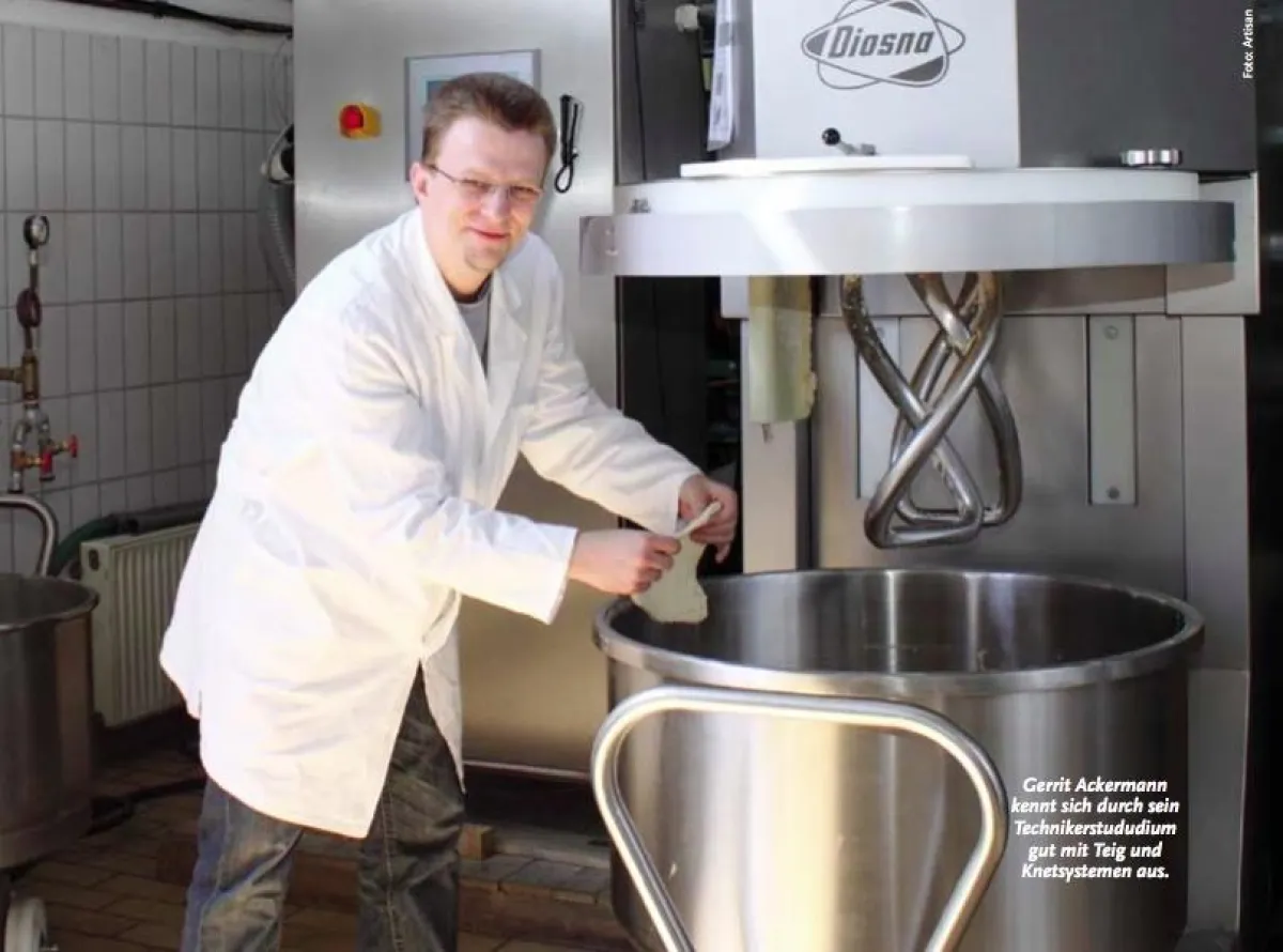 Gerrit Ackermann kennt sich durch sein Technikerstudium gut mit Teig und Knetsystemen aus