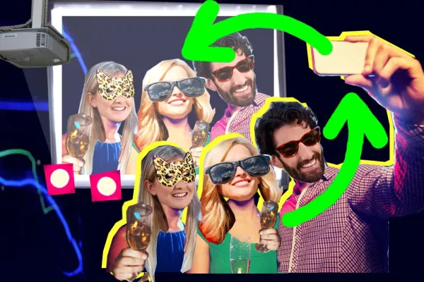 Bild: Interaktive XXL-Fotowand für einen närrischen Karneval – Faschingsfotos live vom Handy auf den Beamer posten