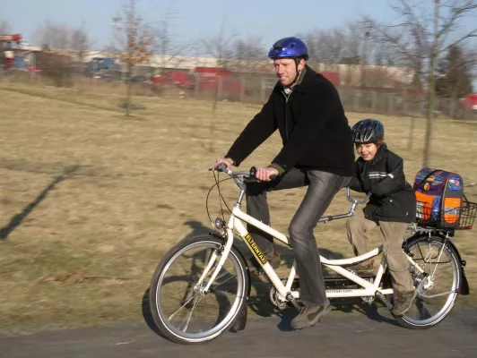 Initiative \"Elterntaxi\" Bild: Initiative \"Elterntaxi\"