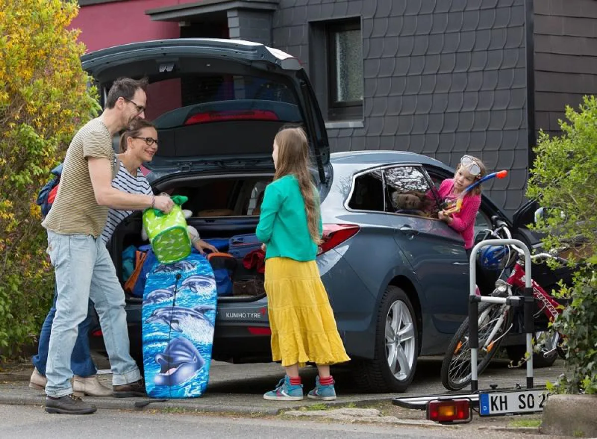 Sorglos in den Sommer ? Tipps für eine sichere Reise mit dem Auto