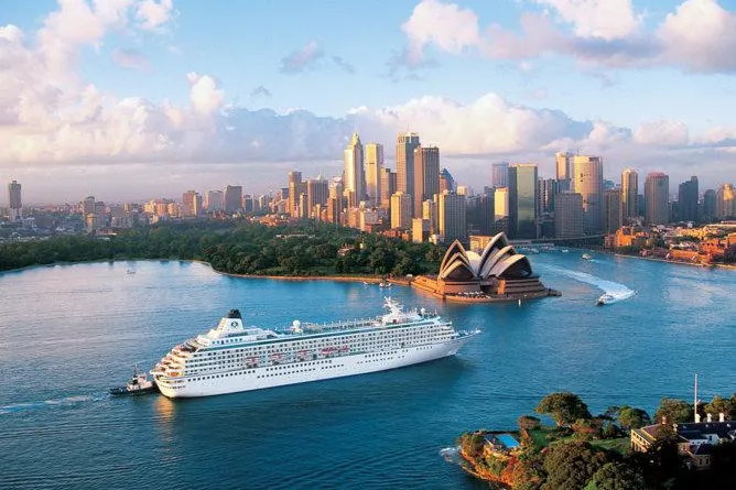 Bild: Mit der Luxusreederei Crystal Cruises die Traumdestinationen der Welt bereisen