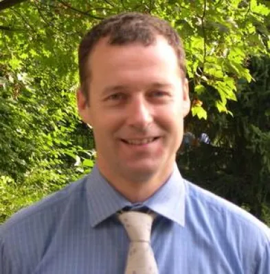 Bild: Gareth Evans-Jones als Internatsdirektor bei der St. George’s English International School ernannt