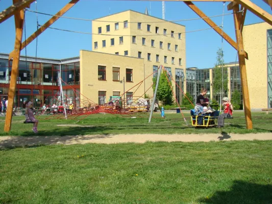 FH Brandenburg erhält Deutschen Arbeitgeberpreis Bildung 2008 Bild: FH Brandenburg erhält Deutschen Arbeitgeberpreis Bildung 2008