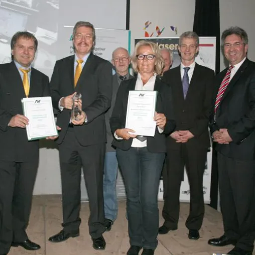 Innovations- und Ausbildungspreis 2012 Bild: Innovations- und Ausbildungspreis 2012