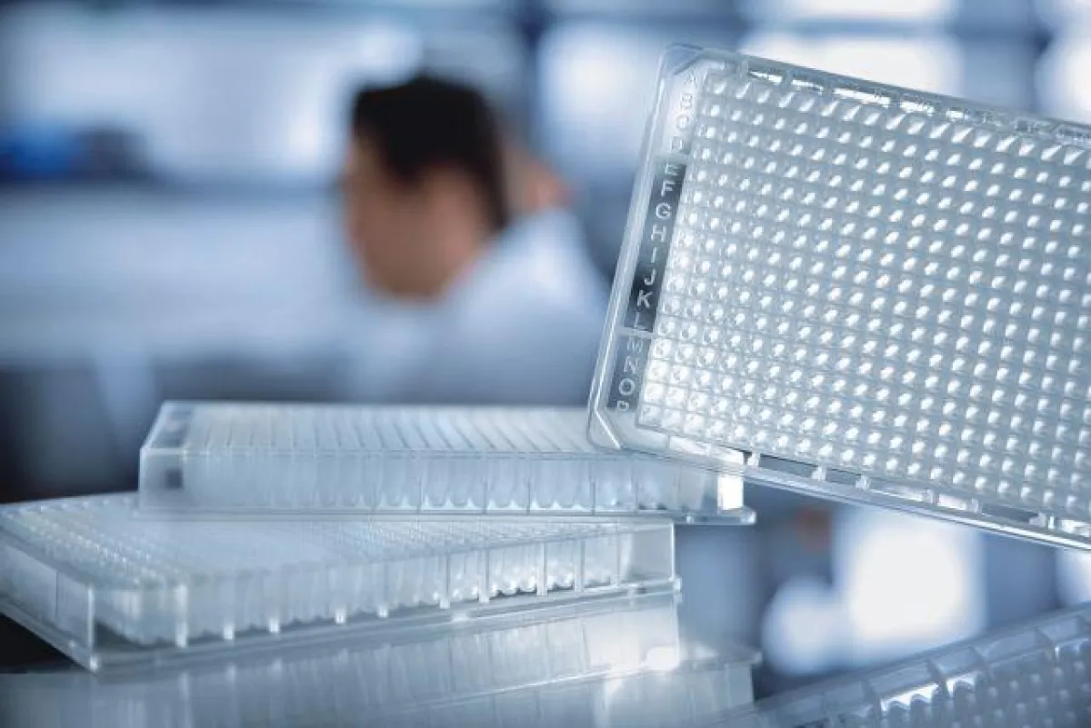 384 Deep Well Small Volume Microplate