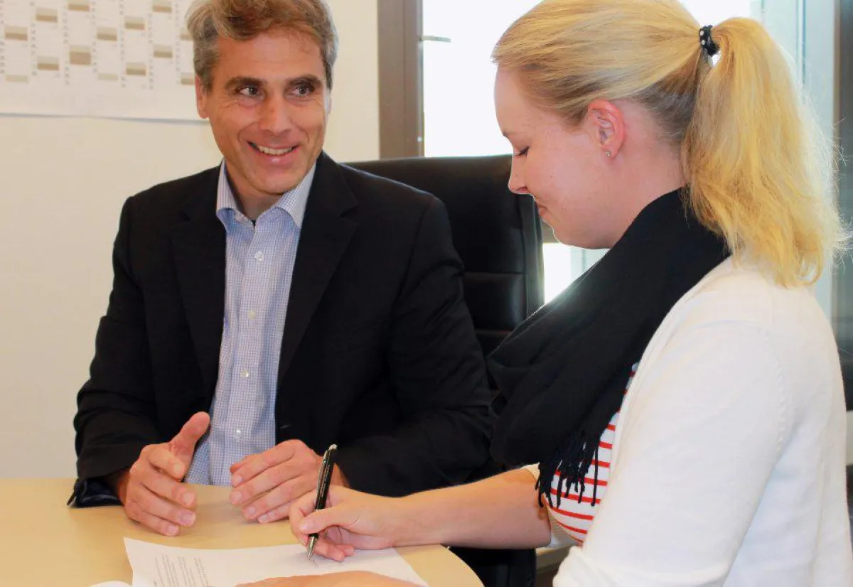 Derzeit werden viele Verträge an der SRH Hochschule Hamm unterschrieben