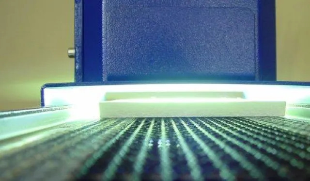 Bild: UV-Strahler sparen Energie bei der Härtung von Kunststoff