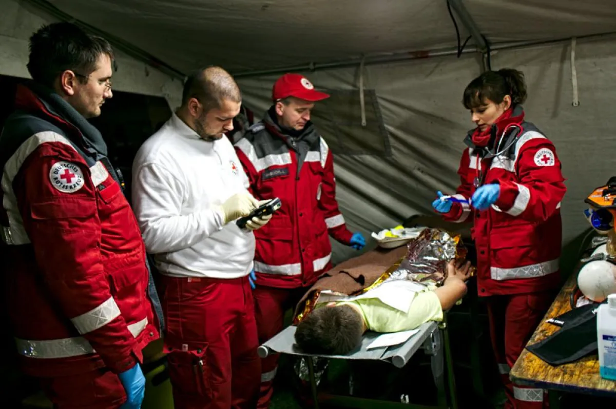 Skyware Rescue im Einsatz auf der EM Fanmeile 2012 in Berlin