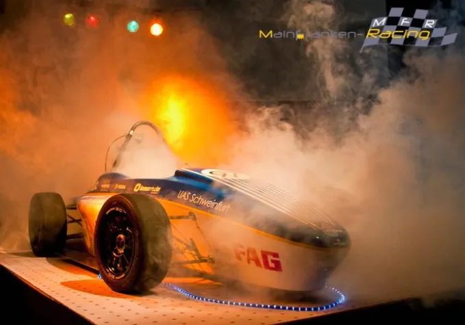 Mainfranken Racing präsentiert den MFThree Bild: Mainfranken Racing präsentiert den MFThree
