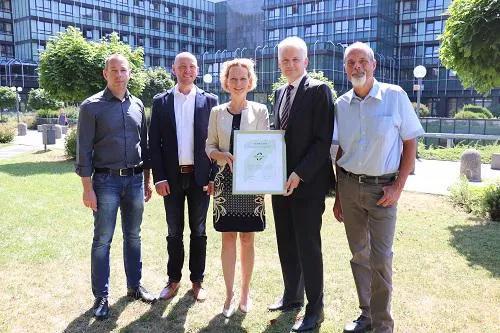 Klinikum Lüdenscheid erhält zum zweiten Mal BUND-Gütesiegel "Energie sparendes Krankenhaus" Bild: Klinikum Lüdenscheid erhält zum zweiten Mal BUND-Gütesiegel "Energie sparendes Krankenhaus"
