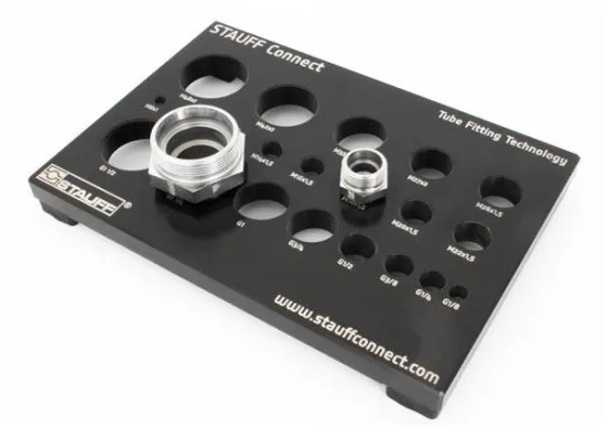 Bild: Stauff Gewindeplatten zur Bestimmung von gängigen Gewindearten