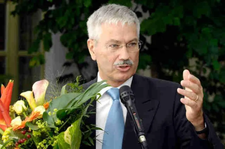 Bild: Biesdorf entwickelt sich - SPD- Kandidat Kujath im Dialog