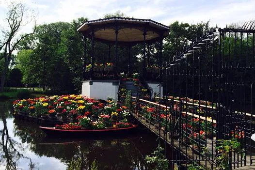 Vondelpark bekommt ‘Tulip Island’ Bild: Vondelpark bekommt ‘Tulip Island’