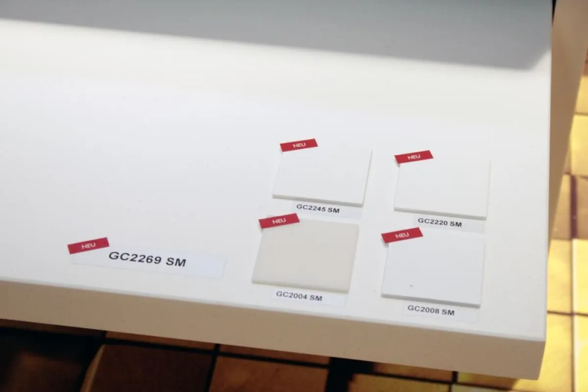 Facetten in Weiß: Fünf neue Dekore erweitern das GetaCore-Sortiment