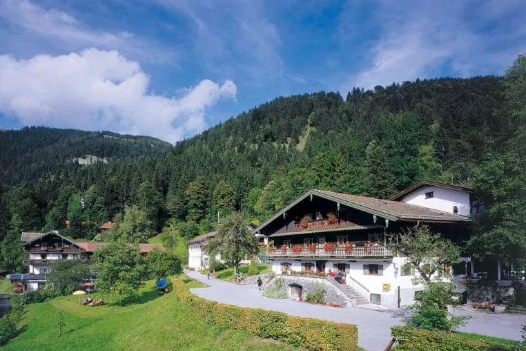 Bild: Der Tannerhof verbindet Tradition mit Trend: Seit über 100 Jahren wird hier „Medical Wellness“ umgesetzt