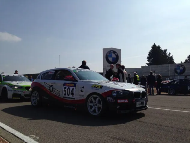 Bild: AUF RENT4RINGS BMW 125i IST AUCH IM DRITTEN VLN LAUF VERLASS