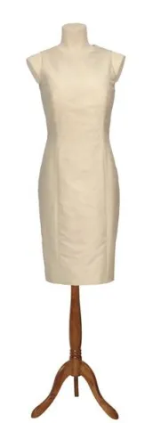 Bild: Etuikleider auf Maß