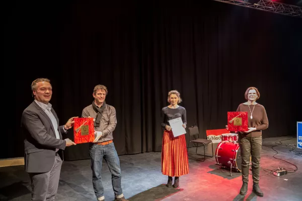 Bild: EVENT PARTNER zeichnet Kristina Vogt und #AlarmstufeRot mit dem ZORA AWARD 2021 aus