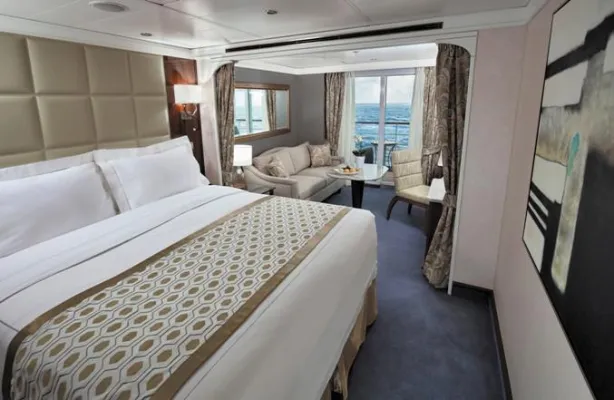 Bild: Mit den Sommerkreuzfahrten von Regent Seven Seas Cruises schon jetzt dem Sommerurlaub entgegensegeln