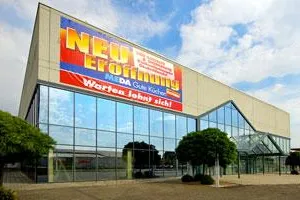 MEDA eröffnet in Köln Europas größten Fachmarkt für Einbauküchen Bild: MEDA eröffnet in Köln Europas größten Fachmarkt für Einbauküchen