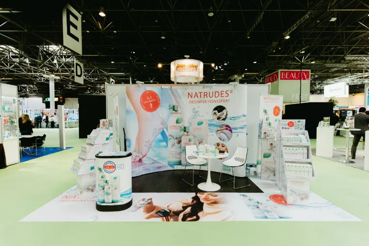Bild: Natrudes Desinfektionsspray überzeugte auf der BEAUTY Messe in Düsseldorf