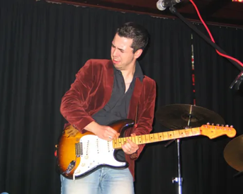 Pressemittelung von Enter & Pro Music Agency Bild: Pressemittelung von Enter & Pro Music Agency