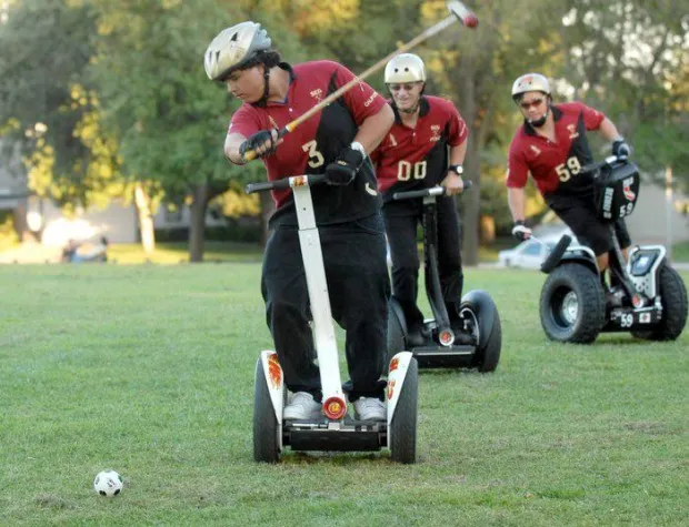 Woz challenge Cup 2009 - SegwayPolo Weltmeisterschaft in Köln Bild: Woz challenge Cup 2009 - SegwayPolo Weltmeisterschaft in Köln