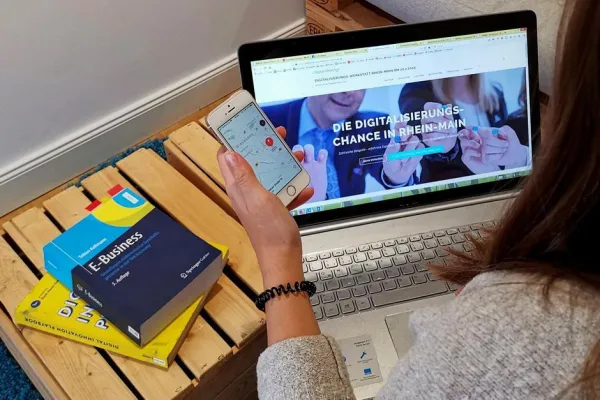 Bild: Digitalisierung leicht gemacht: die zweite Digitalisierungs-Werkstatt Rhein-Main am 25.06.2019 in Wiesbaden