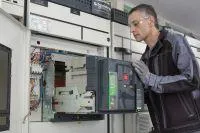 Schneider Electric: Energieeffizienz im Schaltanlagenbau Bild: Schneider Electric: Energieeffizienz im Schaltanlagenbau