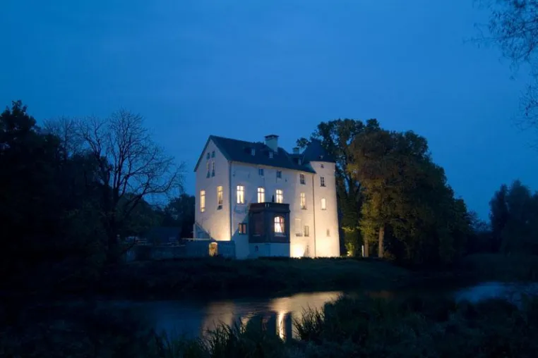 Bild: Entführung auf eine romantische Burg am Niederrhein