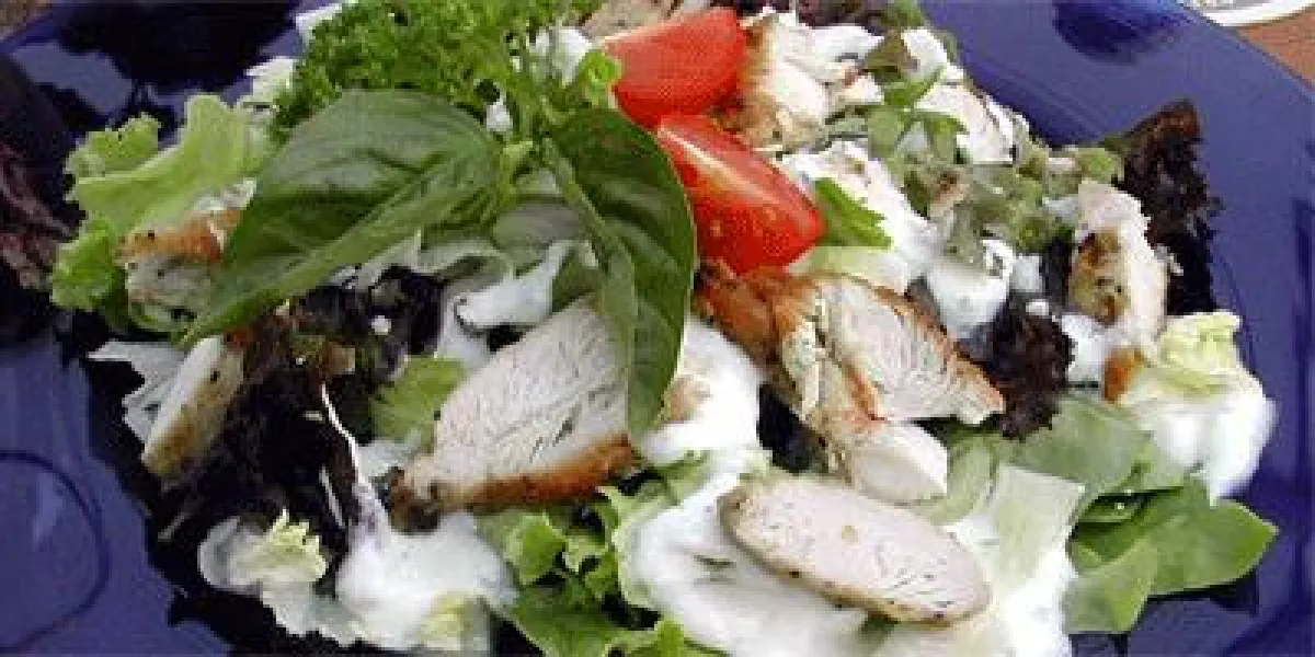 vielfältiger Sommersalat