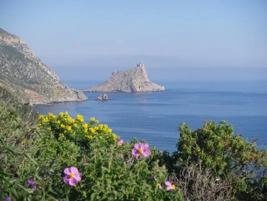 Sizilien & Ägadische Inseln – Aktivurlaub mit Wandern und Inselhüpfen Bild: Sizilien & Ägadische Inseln – Aktivurlaub mit Wandern und Inselhüpfen