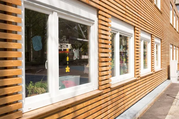 Bild: FAGSI setzt Raumsysteme mit Lärchenholz-Fassaden in Szene