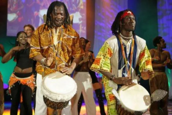 Bild: Großes Afrika-Event im Höchster Alleeviertel – WOHNHEIM GmbH lädt ein zur African Night
