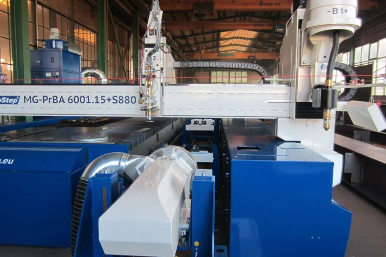 Ingenieurskunst vom Feinsten: Mauchle produziert mit MicroStep Bild: Ingenieurskunst vom Feinsten: Mauchle produziert mit MicroStep