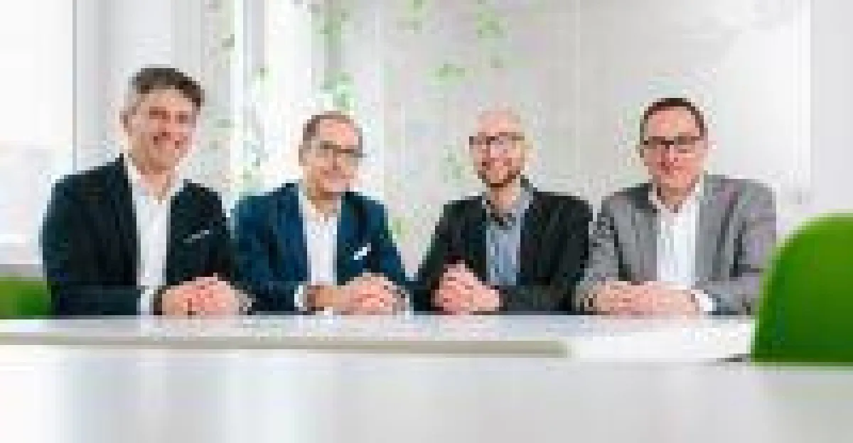 Foto: David Klein, v.l.nr. Sibu Aminian, Marco Feuchter, Karl Hacker, Jörg Stannek