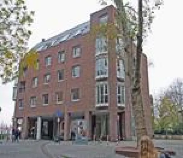 Anwalts-, Wirtschaftsprüfer- und Steuerberatungsgesellschaft mietet in Düsseldorfer City Bild: Anwalts-, Wirtschaftsprüfer- und Steuerberatungsgesellschaft mietet in Düsseldorfer City