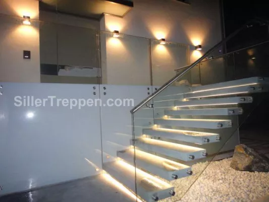 Bild: Designtreppen Innovation “High-Tech-Beton” Treppe von Siller