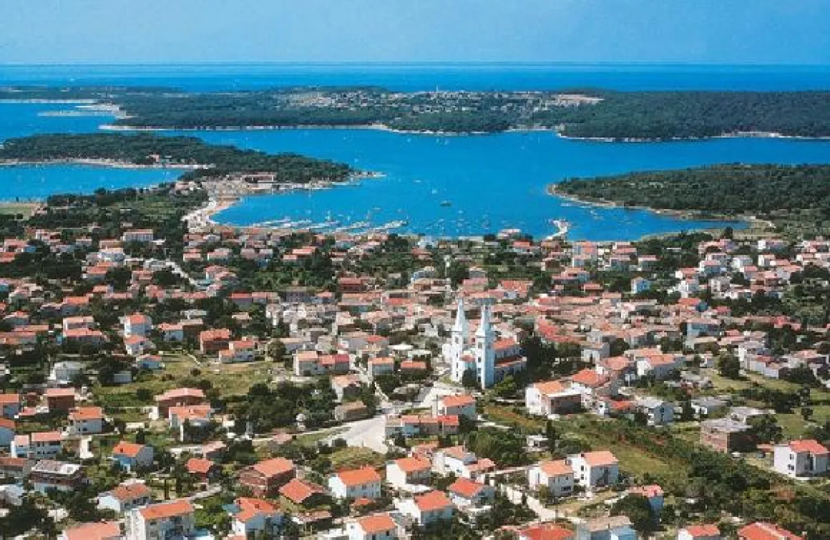 Ein Badeparadies dank Sandstrand: Medulin im Süden Istrien.