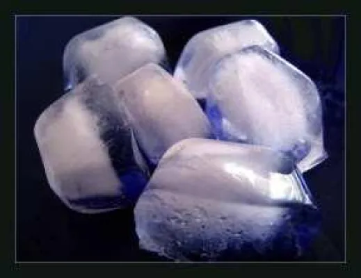 Nürnberger Eisbären und MG-4U lieben es kalt - Marcusini Sortiment vom Unternehmen MG-4U wurde erweitert Bild: Nürnberger Eisbären und MG-4U lieben es kalt - Marcusini Sortiment vom Unternehmen MG-4U wurde erweitert