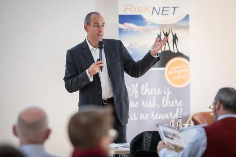 Bild: RiskNET Summit 2018: Von Leitplanken in einer Welt voller Risiken