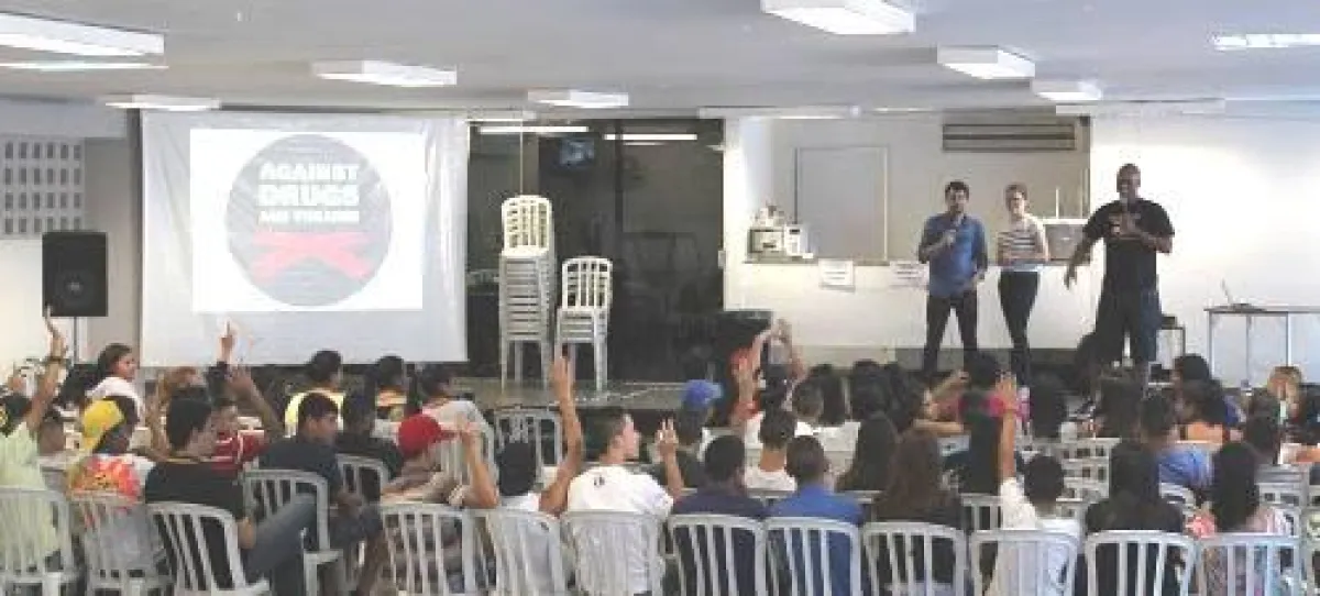 2schneidig engagiert sich auch international „Against Drugs and Violence“, hier in Sao Paulo