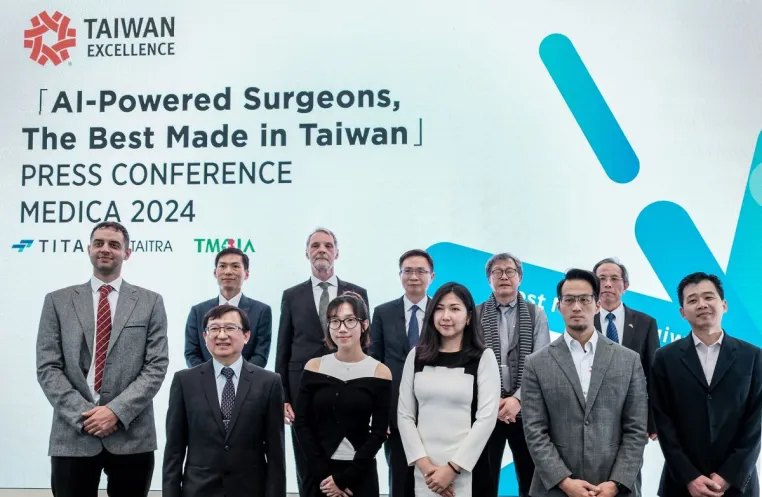 Bild: Taiwan Excellence begeistert mit KI-gestützter Chirurgie auf der MEDICA 2024