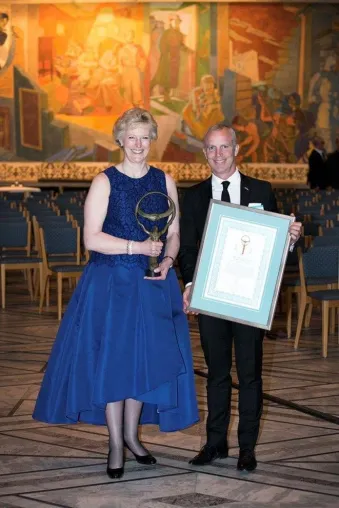 Bild: Marilyn Carlson Nelson – Preisträgerin des Oslo Business for Peace Award 2014